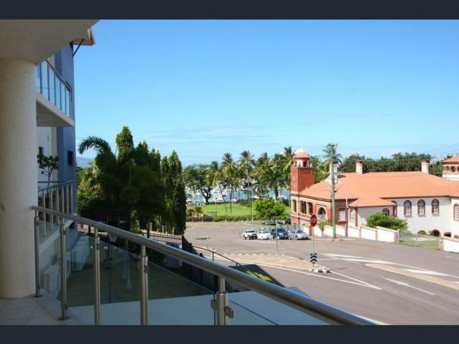 Marina Views On Melton 107-3 Melton Terrace, Townsville Dış mekan fotoğraf